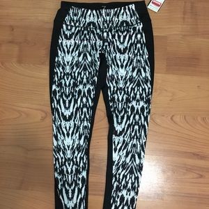 black and white Print leggings